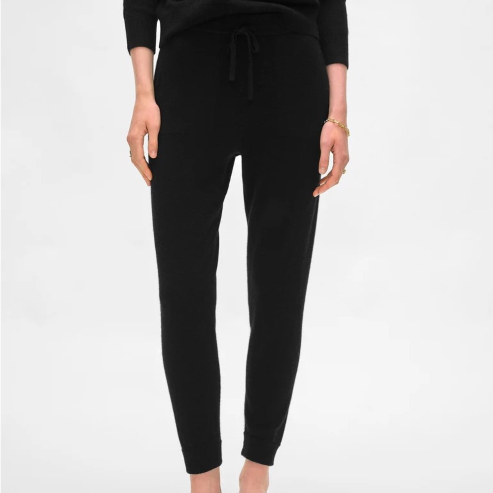 Everlane cashmere Black Joggers size m